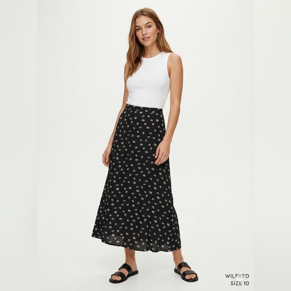 Aritzia Dresses & Skirts - NWT Aritzia Wlfred Floral Black Skirt size 10